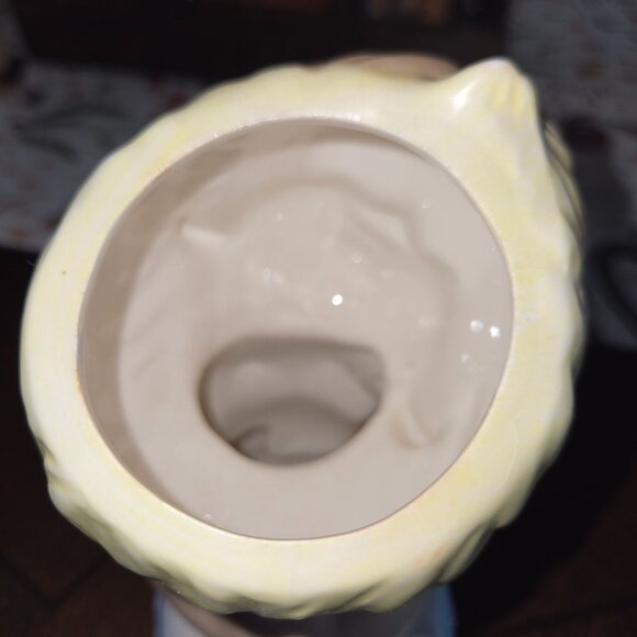 Vintage Velco Ceramic Baby Planter Figurine With Blonde Hair & Pillow Base - Picture 7 of 7